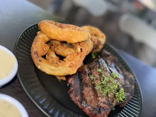 Sage Restaurant & Lounge