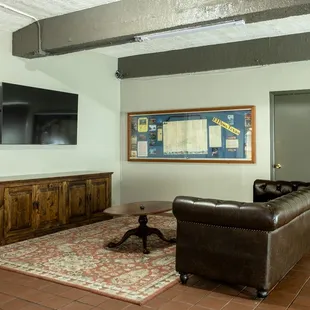 Gardner Hotel &amp; Hostel Game/Rec Room
Roku TV for Streaming