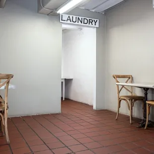 Gardner Hotel &amp; Hostel Coin Operated Laundry Facilities
