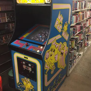 Miss PAC-Man arcade still working and playable.