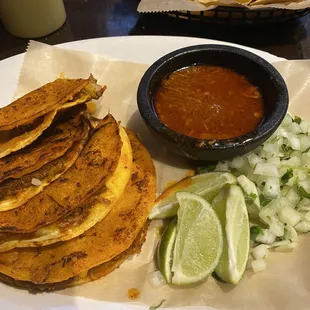 TACOS DE BIRRIA
