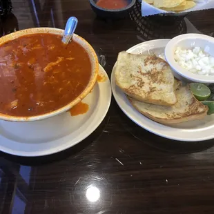 Large menudo