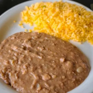 A la carte side of rice and beans.