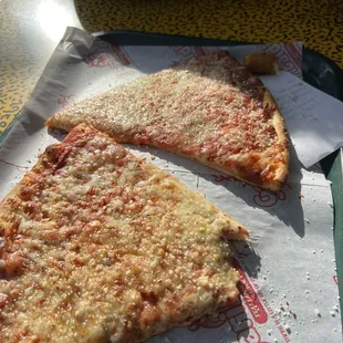 cheese pizza slices