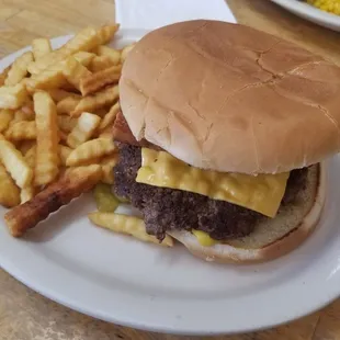 Special Bacon Cheeseburger