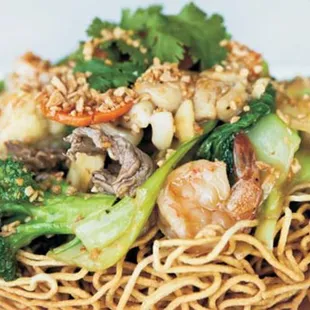 Seafood Crunchy Noodles