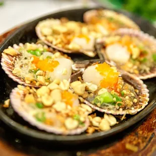 So Diep Nuong Trung Nhat (Grilled Scallop w/ Masago Roe) $12