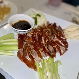 Pecking duck, 5/10