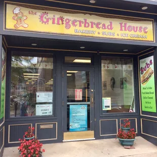 Outside entrance to bakery and ice cream areas of Garys Chuckwagen in West Newton