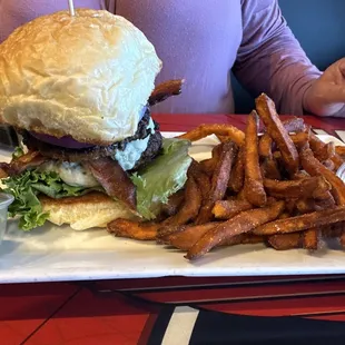 Black and Blue Burger