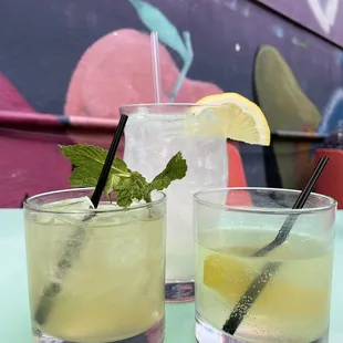 bee sting smash, tom collins, and french 75