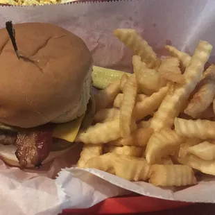Bacon Cheeseburger
