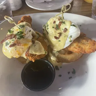 Fried Chicken Benedict*