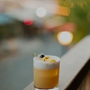 Sit on the balcony for the best views of Historic Sutter Street.
