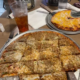 Gaslight Pizza & Grill