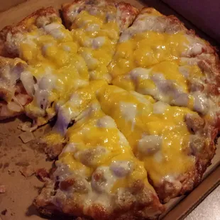 Cheeseburger pizza.