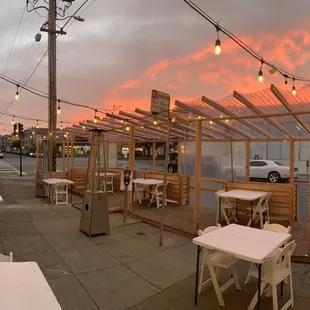 the outside of the restaurant