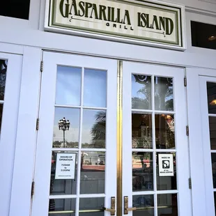 the entrance to the restaurant