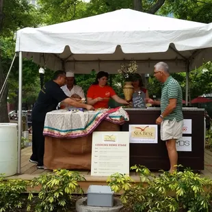 Chef Ashley of Fusion Food truck!