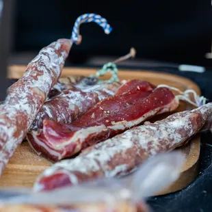French Dry Sausage : saucisson sec in French