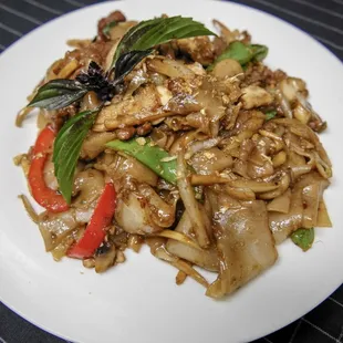 Drunken Noodle