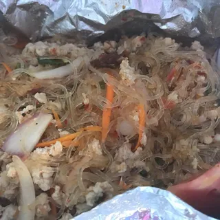 SL6. Yum-Woon-Sen Salad