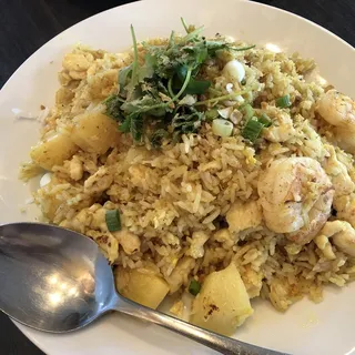 F2. Pineapple Fried Rice