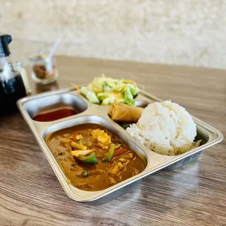L3. Red Curry Lunch Special