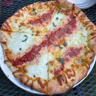 Margarita pizza from the winery