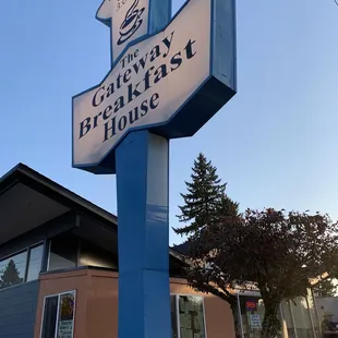 Outside The Gateway Breakfast House