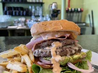 Javi's Breakfast & Lunch