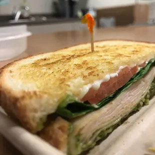 Grilled Turkey Pesto Sandwich