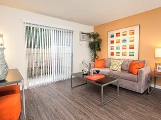 Driftwood Apartments