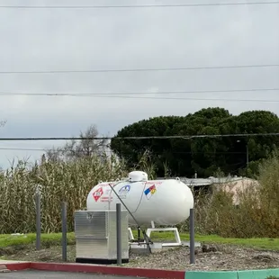 Propane fill and exchange ! Tanks , RVs, and mobile homes .