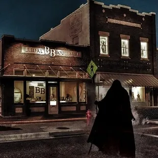 We have lots of new friends just dying to meet you!