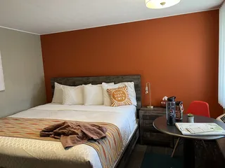 American Classic Inn