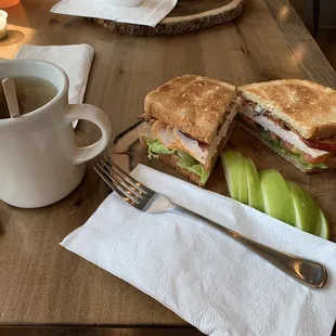 Supreme BLT Sandwich