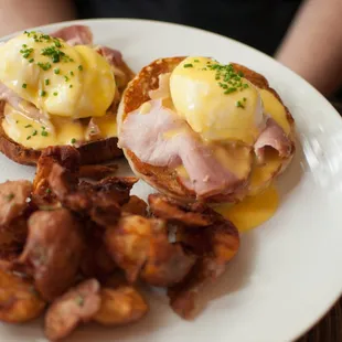 Eggs Benedict