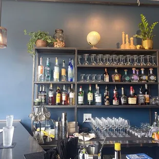 Full bar