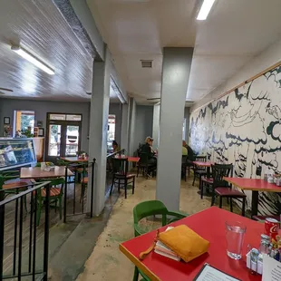 Inside seating Staff fully vaxxed per sign on door ;)