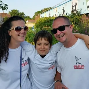 Awesome experience to partner with Side Project raising money for our community!!!  Loved the Tail-Great party!!