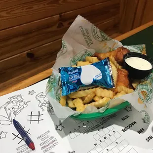 Kids wings and fries