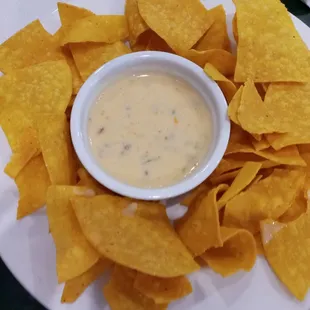 Queso dip..stale chips and watery dip..nice spicy taste but ick..skip it!