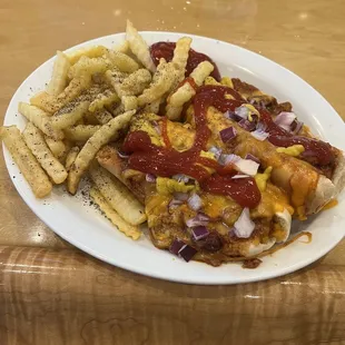 Chili Cheese Dog (Lunch Special)