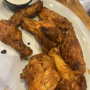 Hot garlic wings