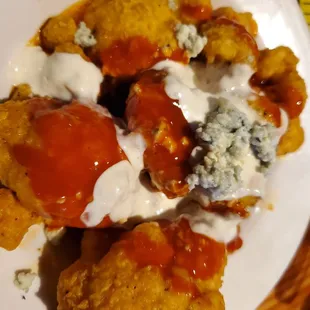Buffalo cauliflower bites