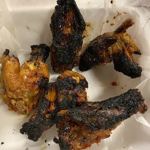 Grilled chicken wings