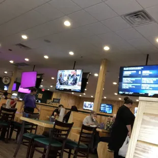 sushi and sashimi, interior