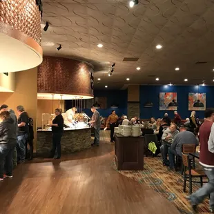  crowd of people in a restaurant