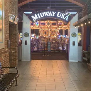 the entrance to midway usa